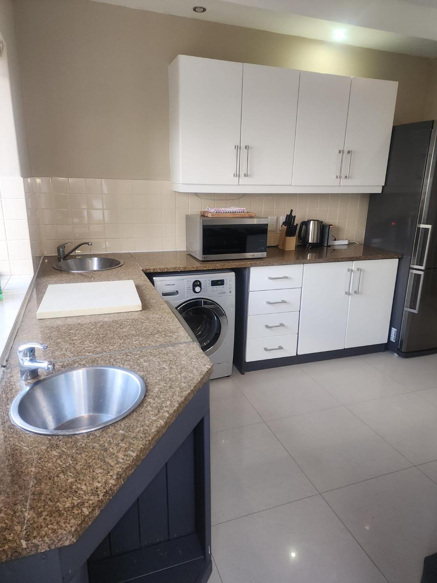 Bikini Beach Manor * Gordons Bay
