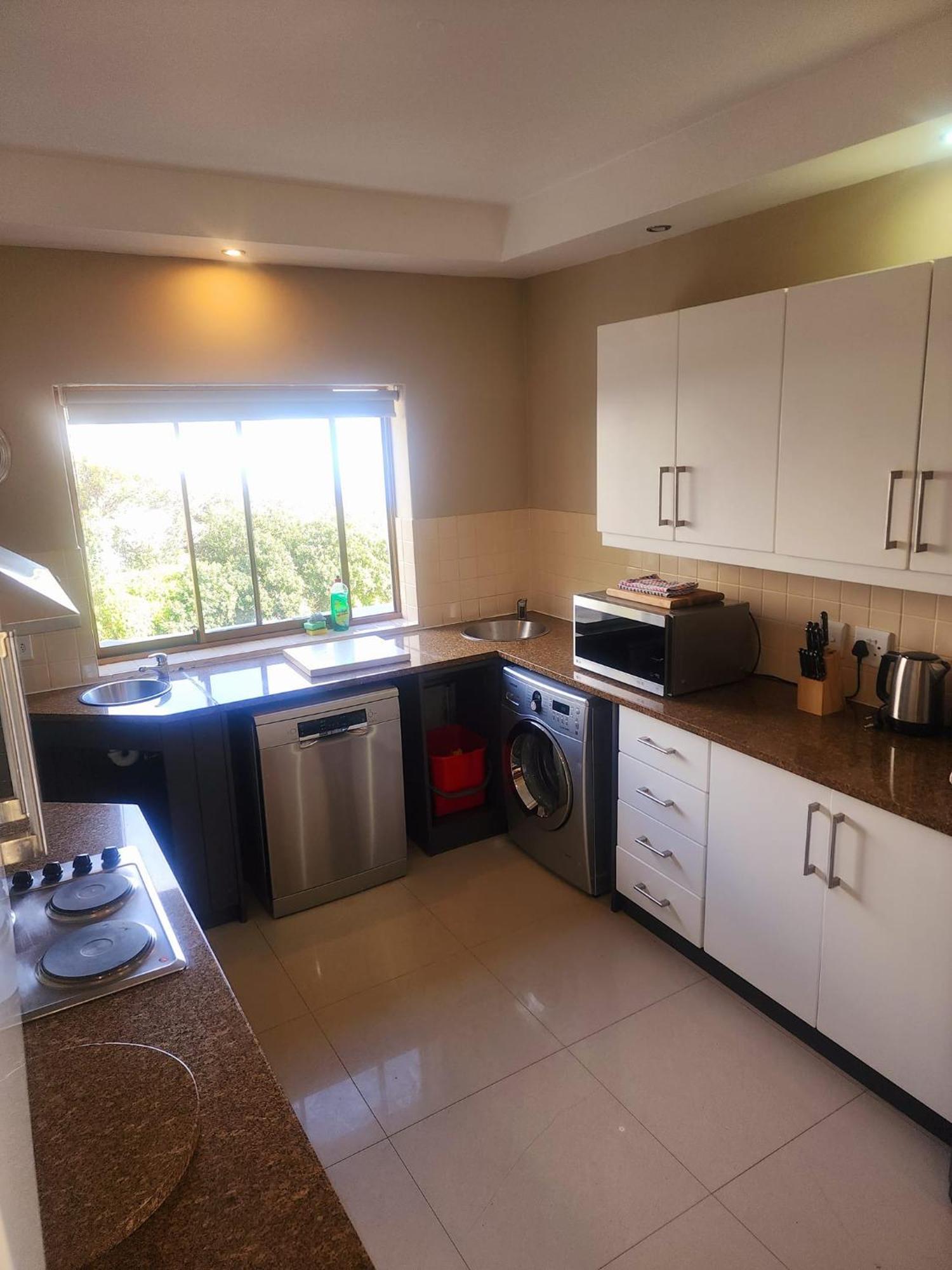 Bikini Beach Manor Apartment Gordons Bay
