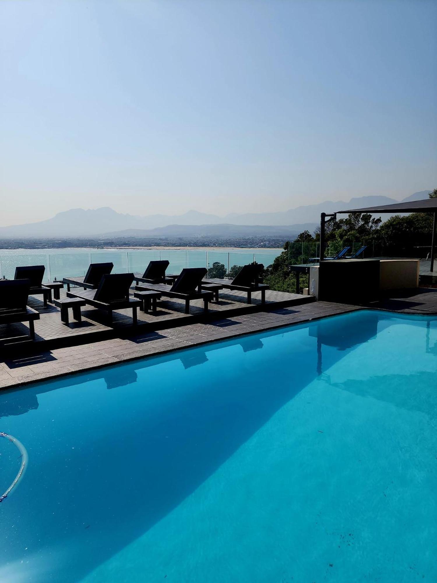 Apartment Bikini Beach Manor *