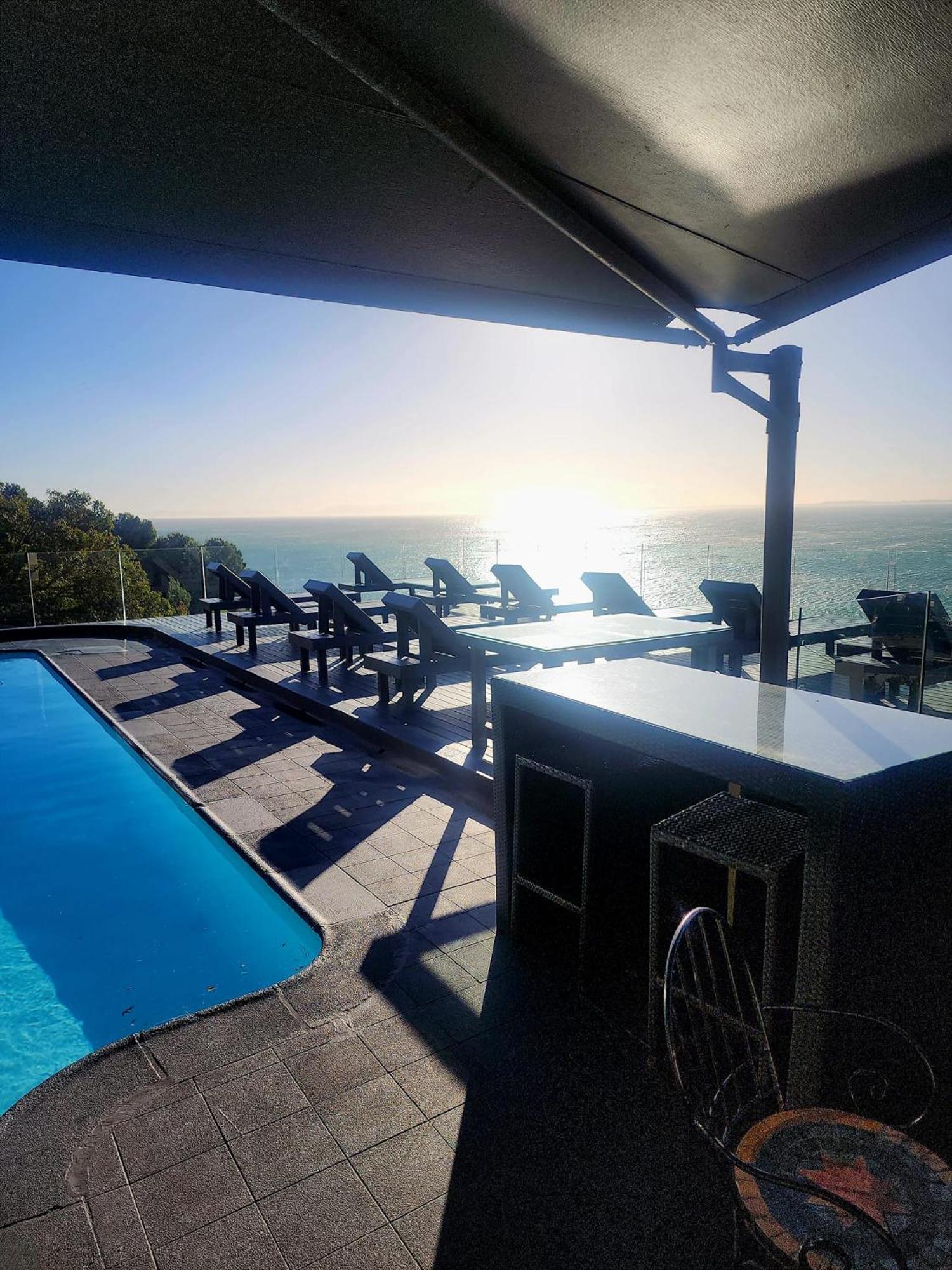 Apartment Bikini Beach Manor