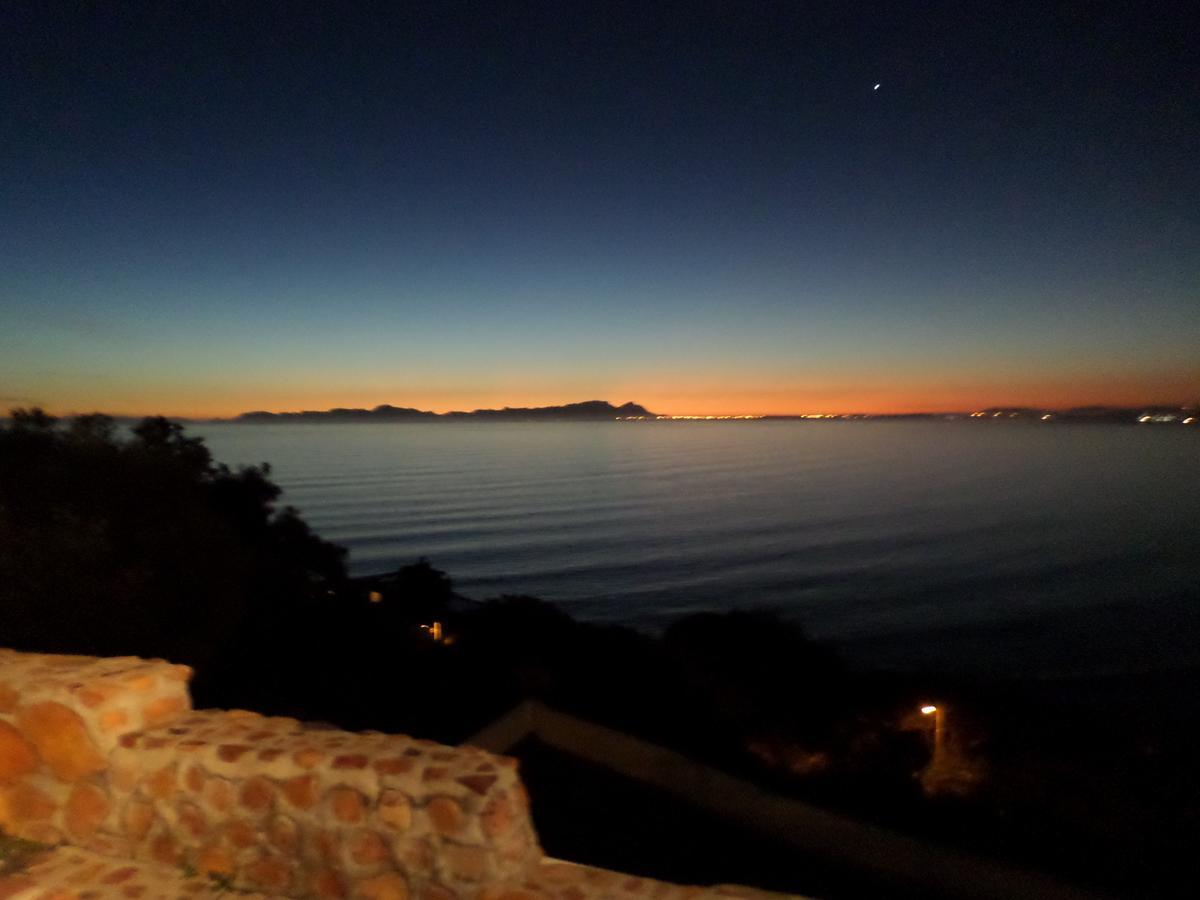 Bikini Beach Manor * Gordons Bay
