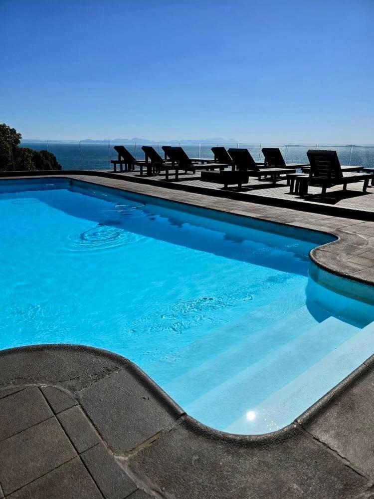Bikini Manor