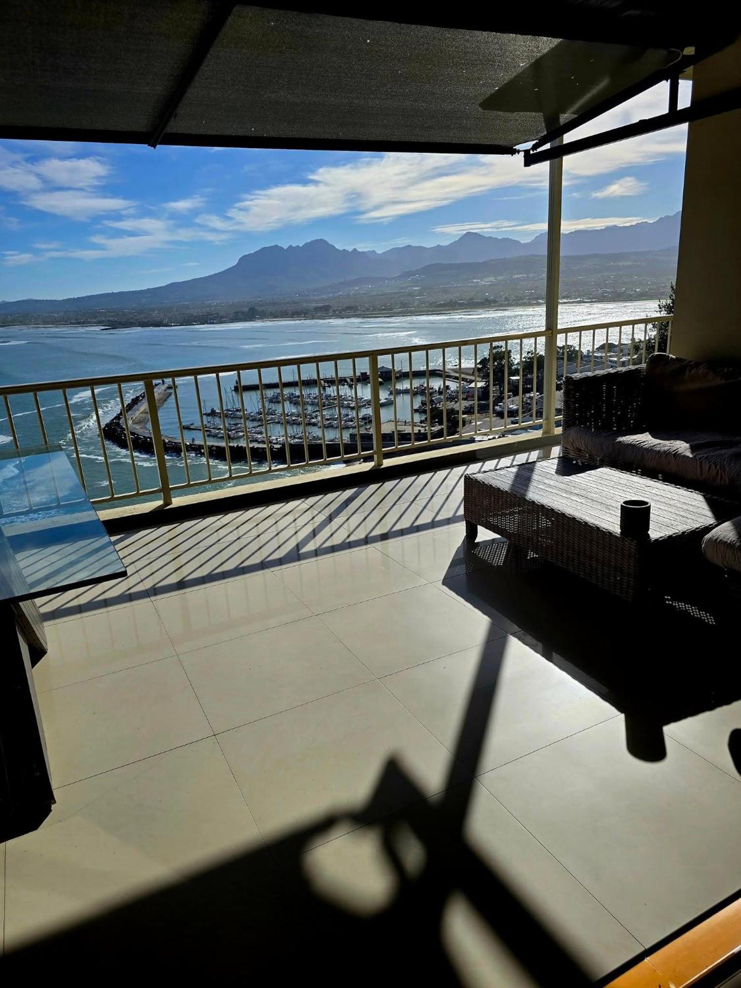 Bikini Manor Apartamento Gordonʼs Bay